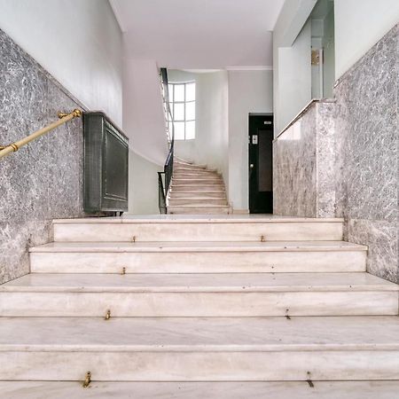 Stylish, Sunny New 2 Bedroom, Prime Central Athen Exterior foto