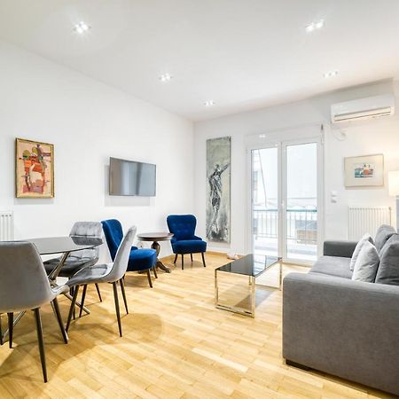 Stylish, Sunny New 2 Bedroom, Prime Central Athen Exterior foto