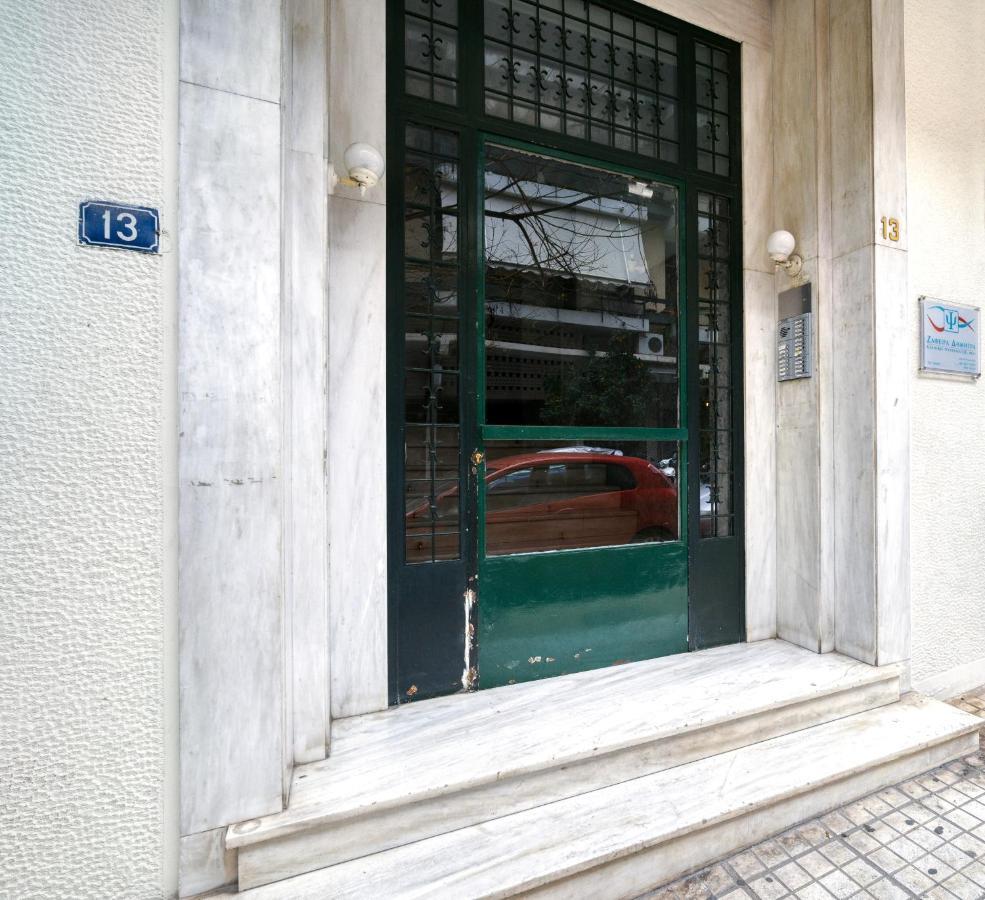 Stylish, Sunny New 2 Bedroom, Prime Central Athen Exterior foto