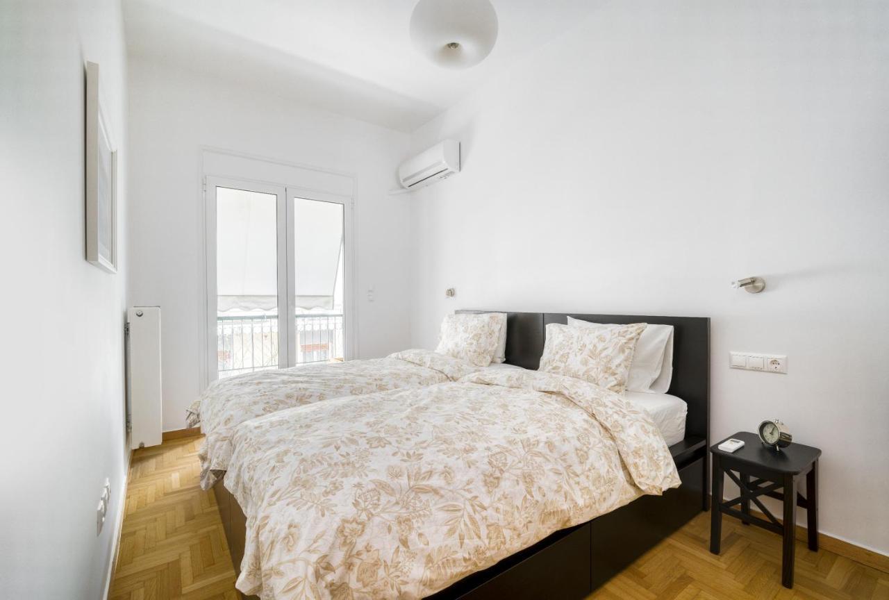 Stylish, Sunny New 2 Bedroom, Prime Central Athen Exterior foto